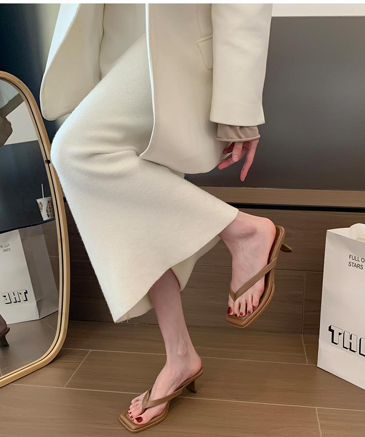 High heel open toe chunky heel flip flops 10