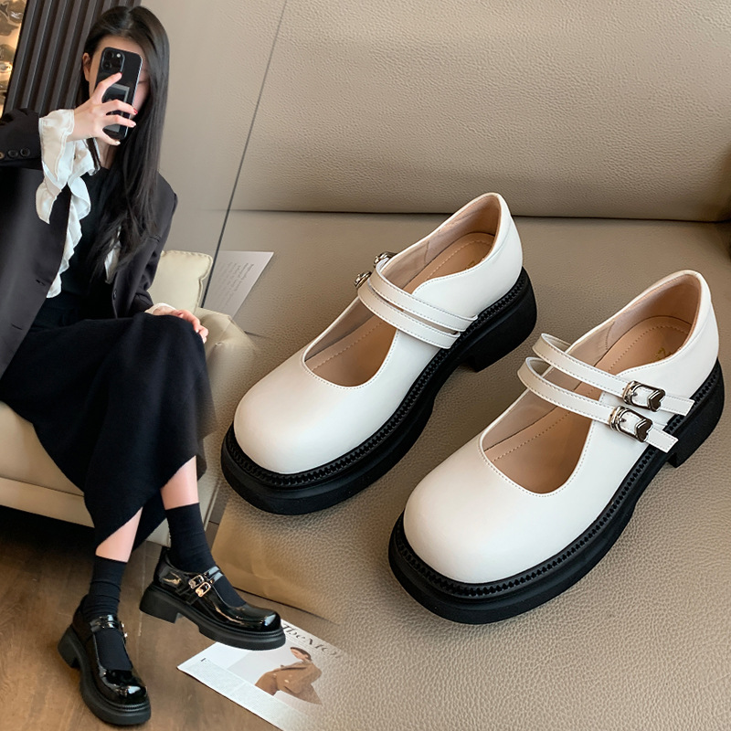 Thick-soled preppy leather shoes 26