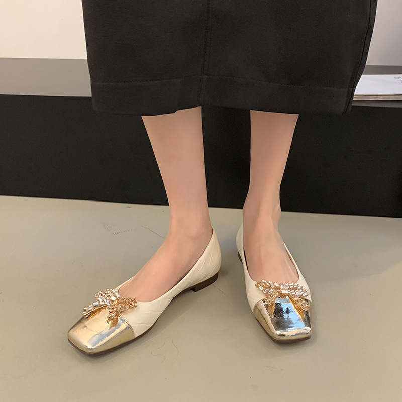 Flat square toe soft sole women's shoes 52