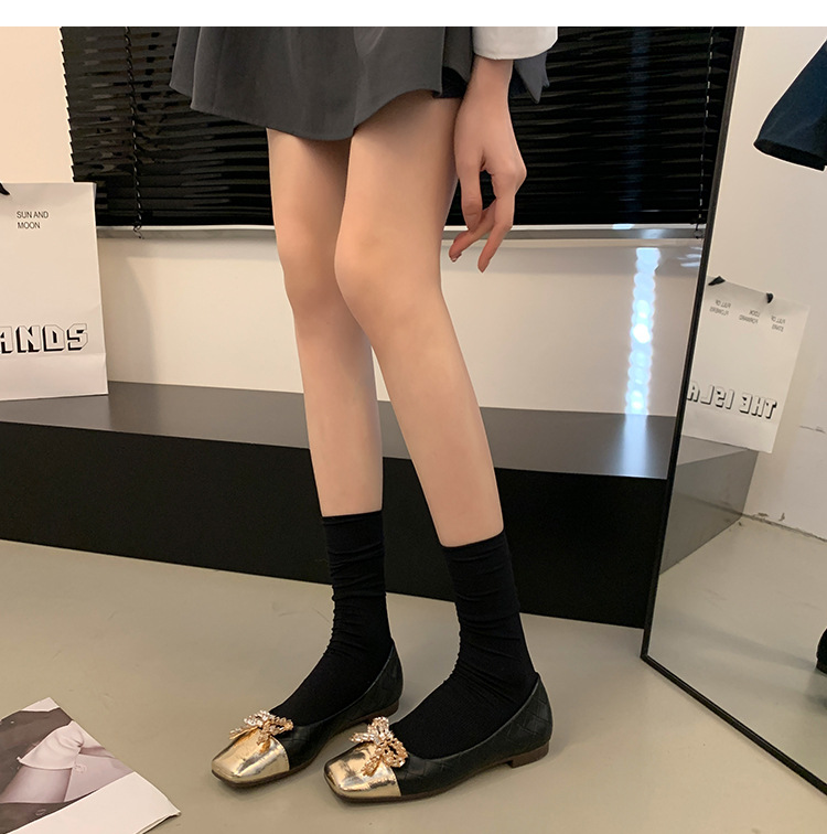 Flat square toe soft sole women's shoes 52