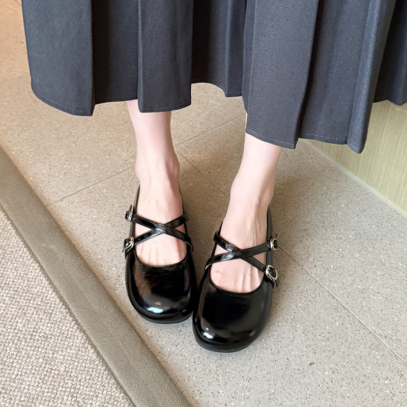 Shallow mouth flat bottom trendy versatile women's shoes 49